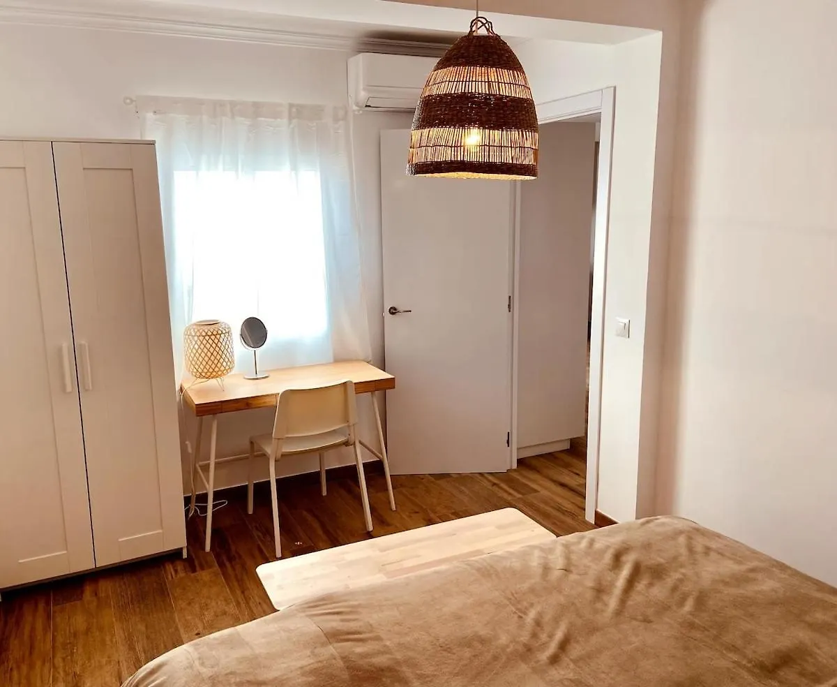 פואנגירולה Superb Centre Town Apartment, 2 Bedrm, 2 Bathrm 0*,